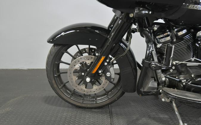 2019 Harley-Davidson Road Glide Special Vivid Black