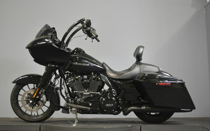 2019 Harley-Davidson Road Glide Special Vivid Black