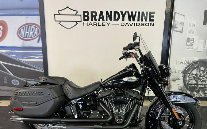 2024 Harley-Davidson Heritage Classic Vivid Black FLHCS