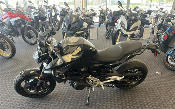 2025 BMW F 900 R