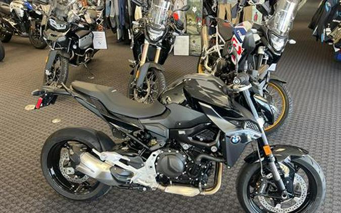 2025 BMW F 900 R