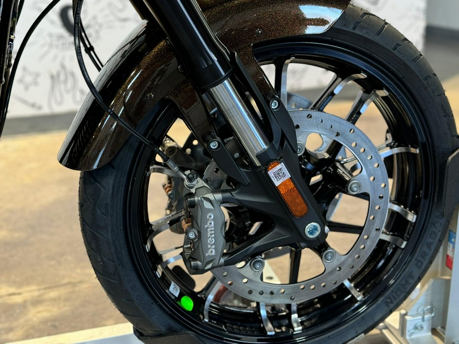 2024 Indian Motorcycle SPORT CHIEF ICON