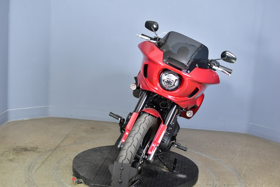 2025 Harley-Davidson Low Rider ST Brilliant Red - Black Finish
