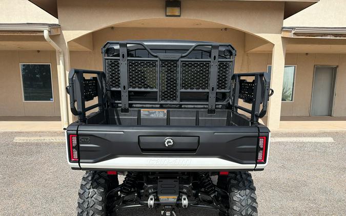 2027 Can-Am Defender XU MAX Limited HD11
