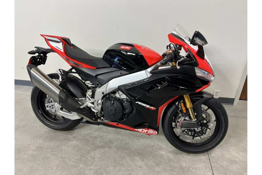 2024 Aprilia RSV4 FACTORY 1100