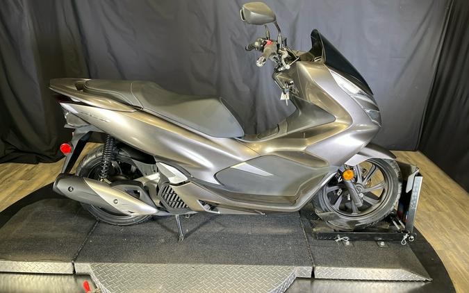 Honda PCX150 ABS mopeds for sale - MotoHunt