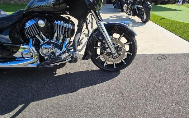 2017 Indian Motorcycle® Chieftain Elite