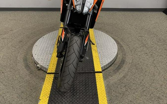2024 KTM 790 Duke