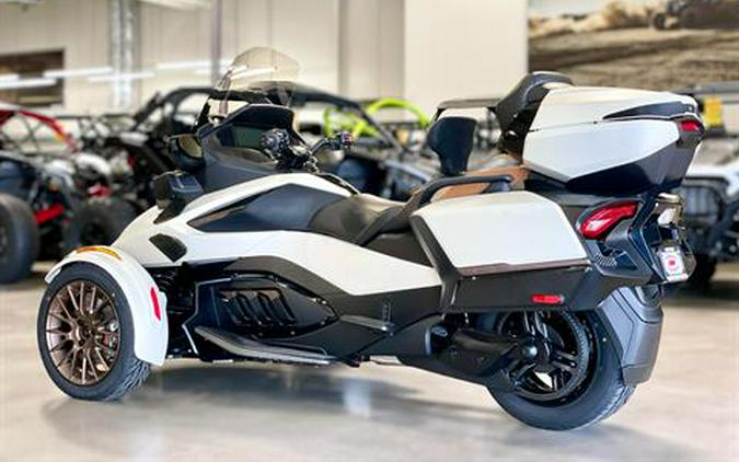 2024 Can-Am Spyder RT Sea-to-Sky