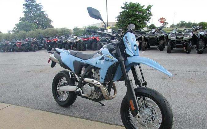 2025 SUZUKI DR-Z4SM