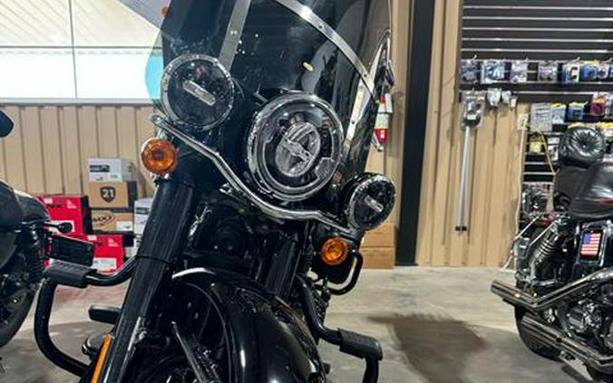 2019 Harley-Davidson Heritage Classic 107