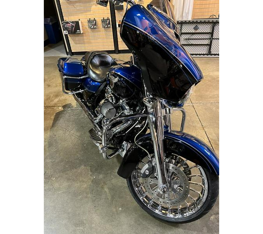 2018 Harley-Davidson® FLHX - Street Glide® 115th Anniversary