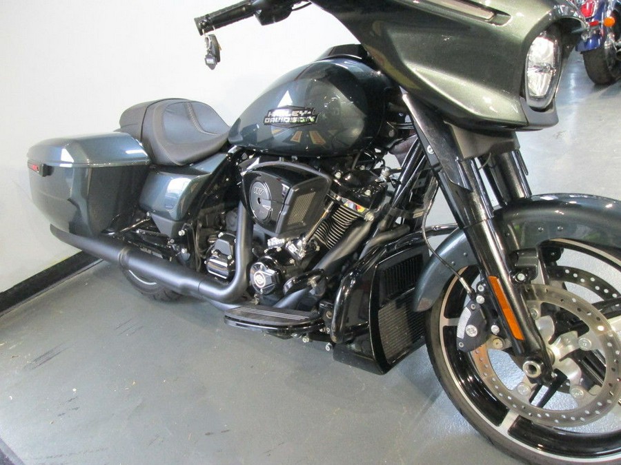 2025 Harley-Davidson® FLHX - Street Glide®