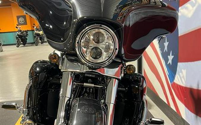 2012 Harley-Davidson CVO™ Street Glide®