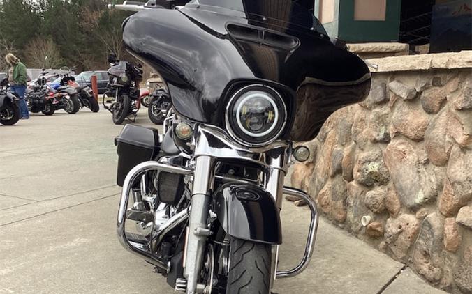 FLHX 2018 Street Glide