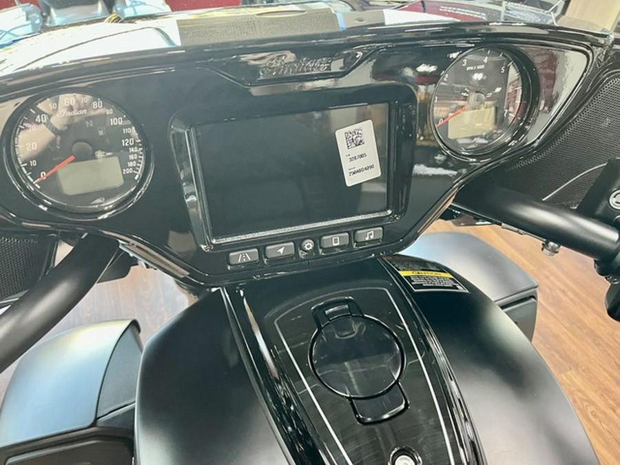 2025 Indian Roadmaster Powerplus Dark Horse 112 W/Powerband