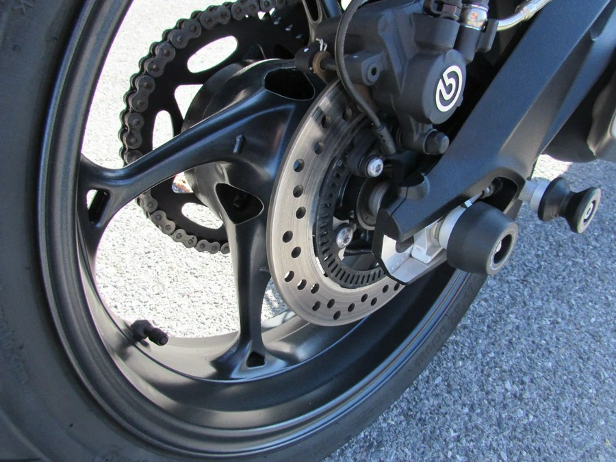 2024 Triumph Street Triple 765 R