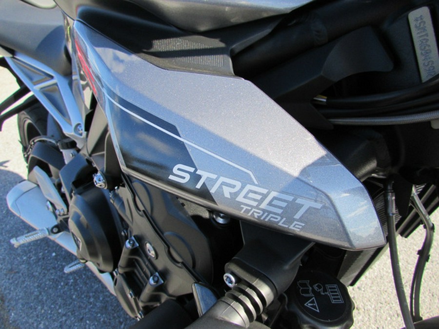 2024 Triumph ST REET TRIPLE R