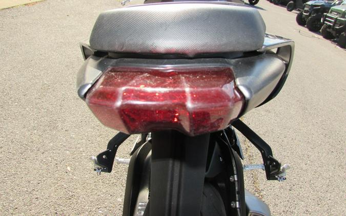 2024 Triumph ST REET TRIPLE R