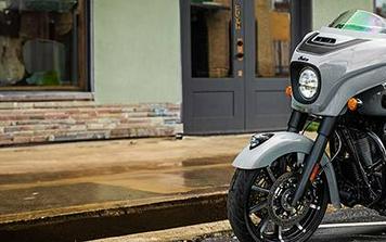 2025 Indian Motorcycle CHIEFTAIN DRK HRSE PREM AUDIO, BLK SMK, 49S Dark Horse�� with PowerBand Audio Package