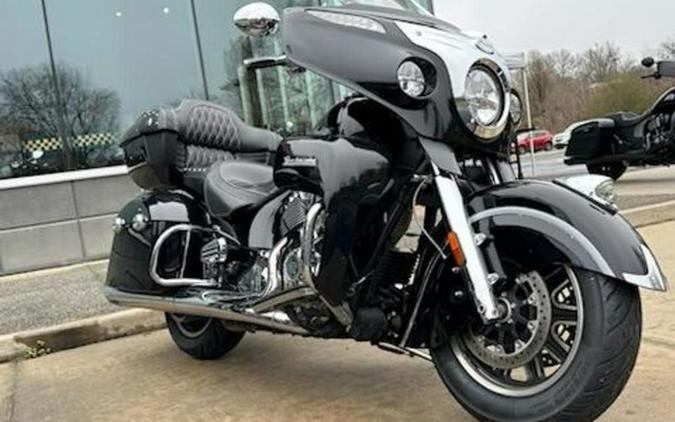 2016 Indian Roadmaster Thunder Black