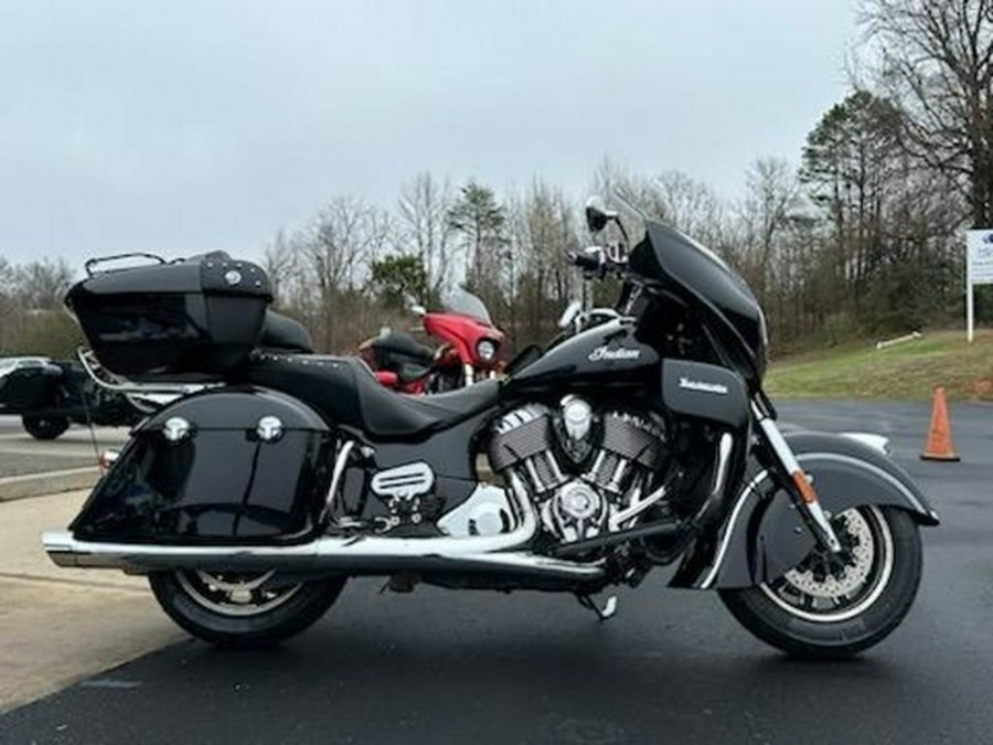 2016 Indian Roadmaster Thunder Black