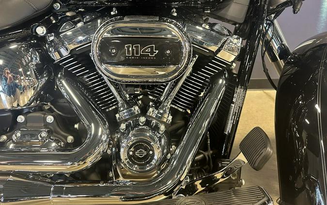 2024 Harley-Davidson Softail FLHCS - Heritage Classic