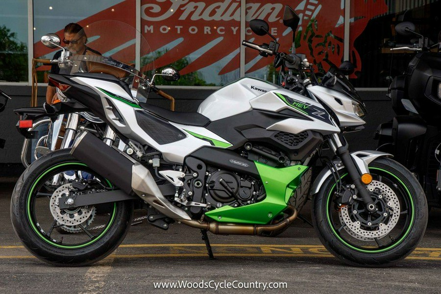 2024 Kawasaki Z7 Hybrid ABS