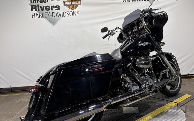 2011 Harley-Davidson® Street Glide® Vivid Black