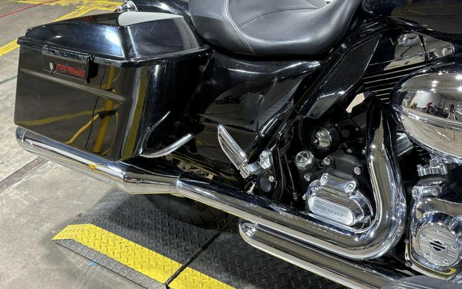 2011 Harley-Davidson® Street Glide® Vivid Black