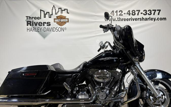 2011 Harley-Davidson® Street Glide® Vivid Black