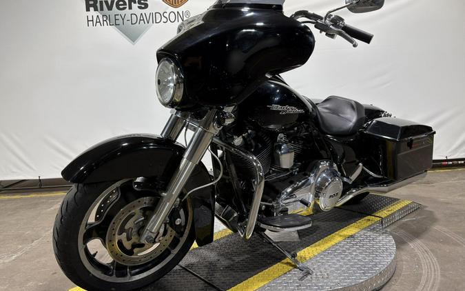 2011 Harley-Davidson® Street Glide® Vivid Black