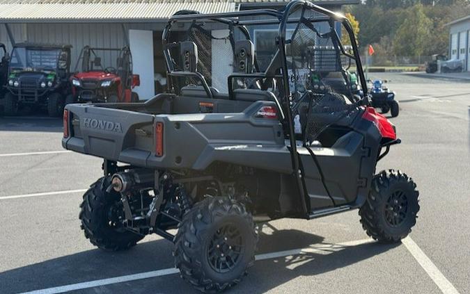 2025 Honda SXS700M2DS