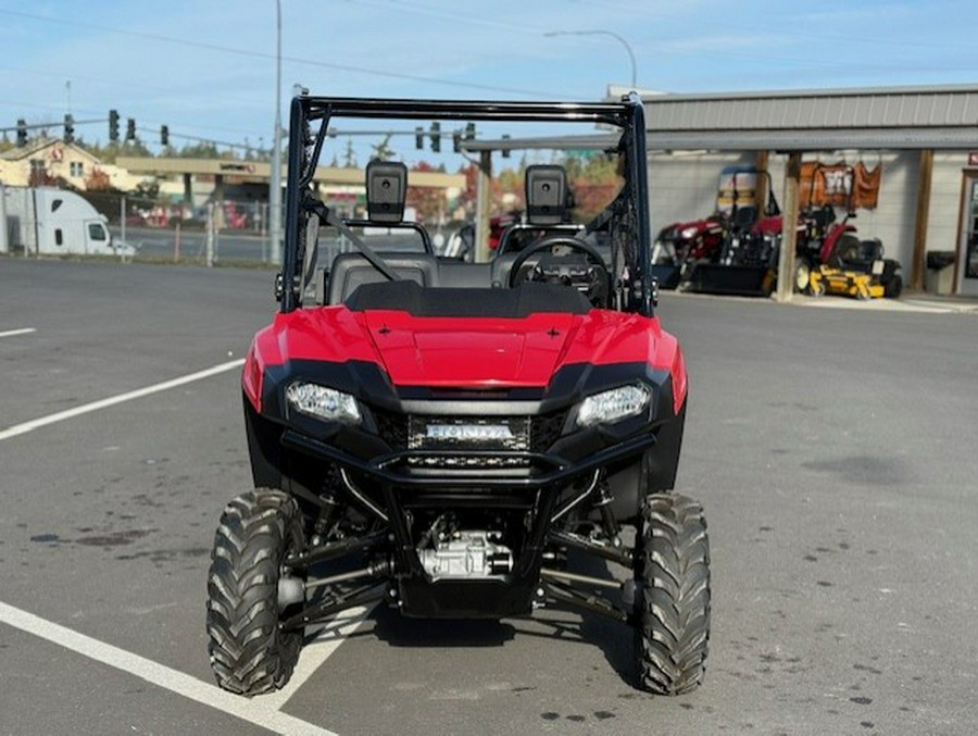 2025 Honda SXS700M2DS