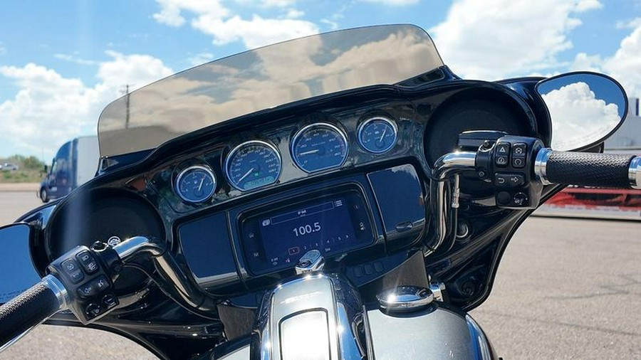 2021 Harley-Davidson® FLHXS - Street Glide® Special