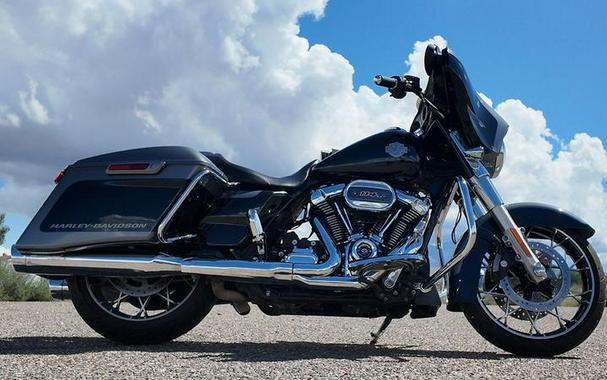 2021 Harley-Davidson Street Glide Special Review: Performance and Style