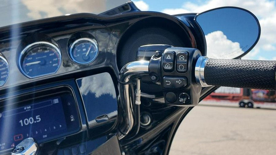 2021 Harley-Davidson® FLHXS - Street Glide® Special