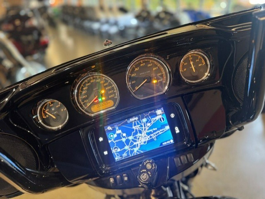 FLHXST 2022 Street Glide® ST