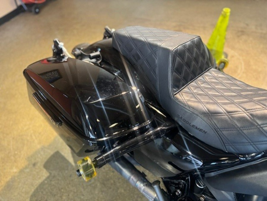 FLHXST 2022 Street Glide® ST