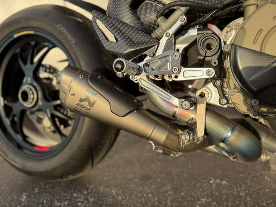 2023 Ducati Streetfighter V4 S Ducati Red