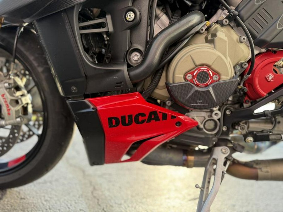 2023 Ducati Streetfighter V4 S Ducati Red