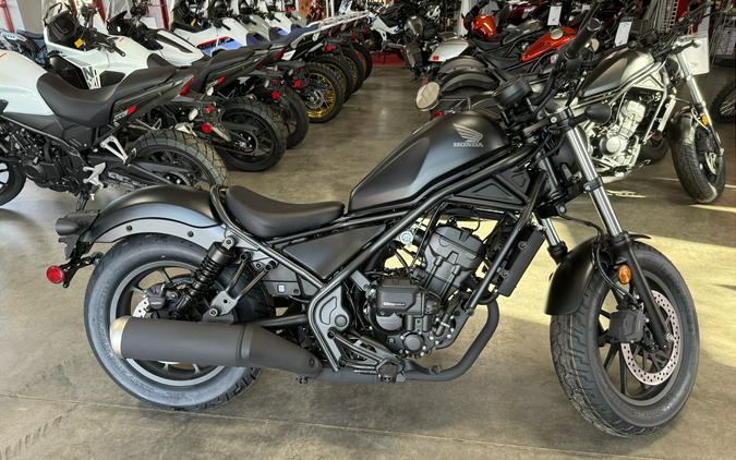 2026 Honda Rebel 300 E-Clutch