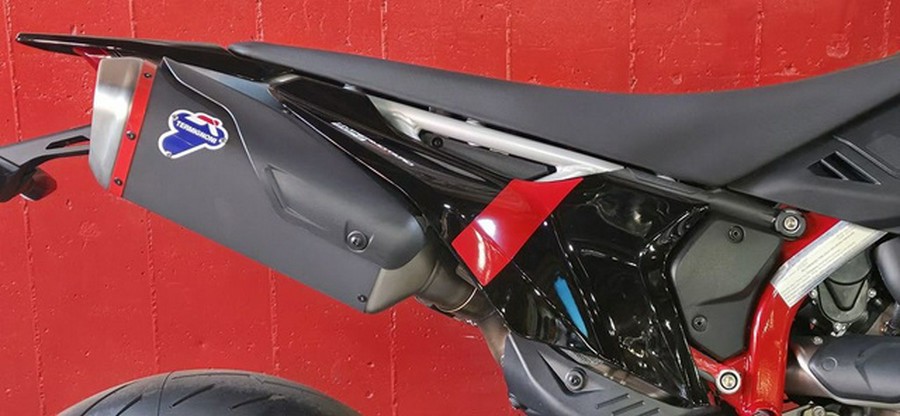 2027 Ducati Hypermotard 698 Mono Nera