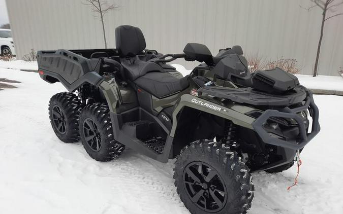 2024 Can-Am® OUT MAX 1000 6X6 XT MAX