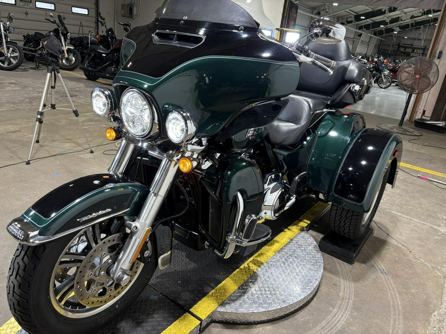 2024 Harley-Davidson® Tri Glide® Ultra Alpine Green / Vivid Black