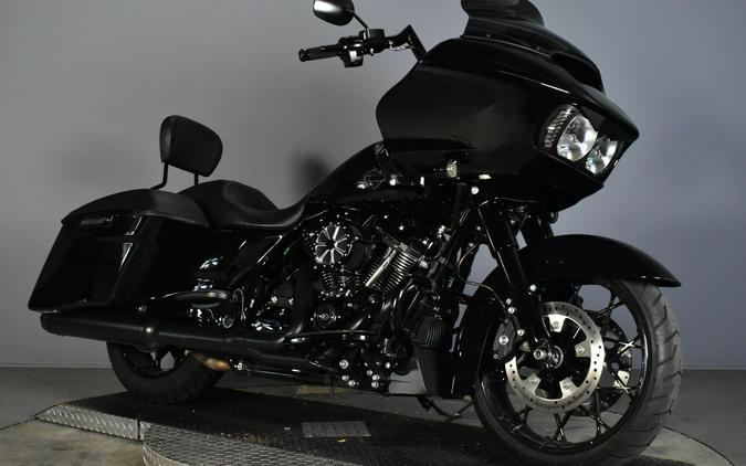 2022 Harley-Davidson Road Glide Special Vivid Black