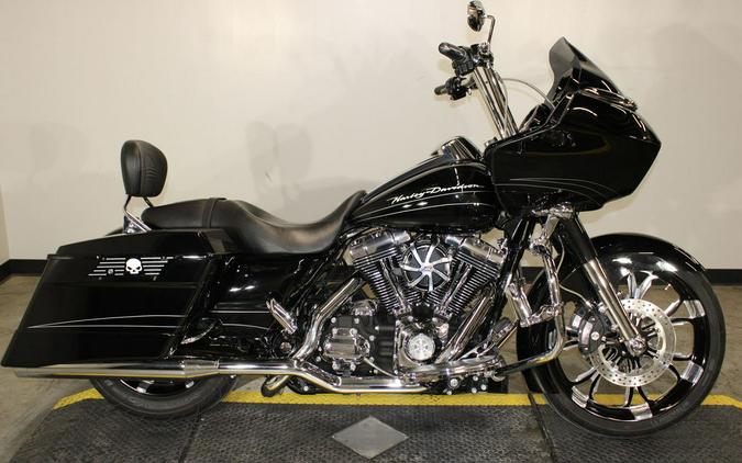 2010 Harley-Davidson® FLTRX - Road Glide® Custom