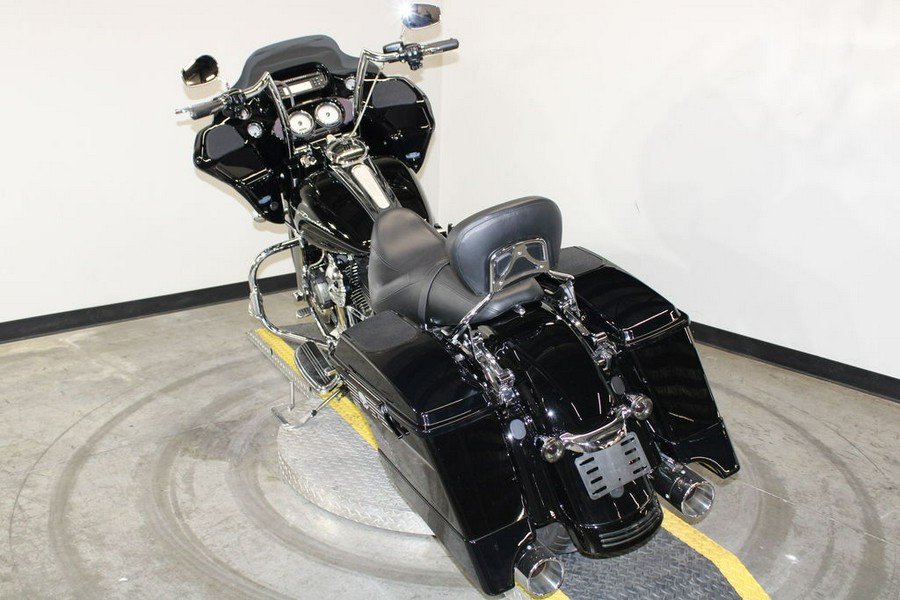 2010 Harley-Davidson® FLTRX - Road Glide® Custom