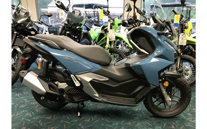 2025 ADV160 - Honda