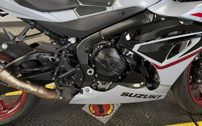 2024 Suzuki GSX-R1000